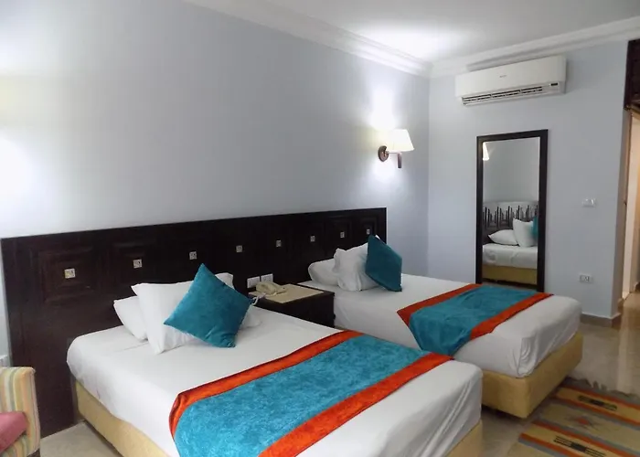 Resort Turquoise