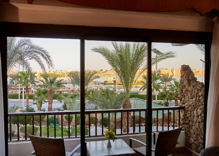 Resort Turquoise
